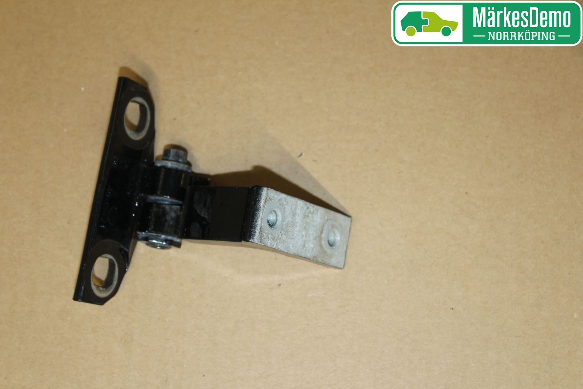 Volvo V60 11-13 Dörrgångjärn