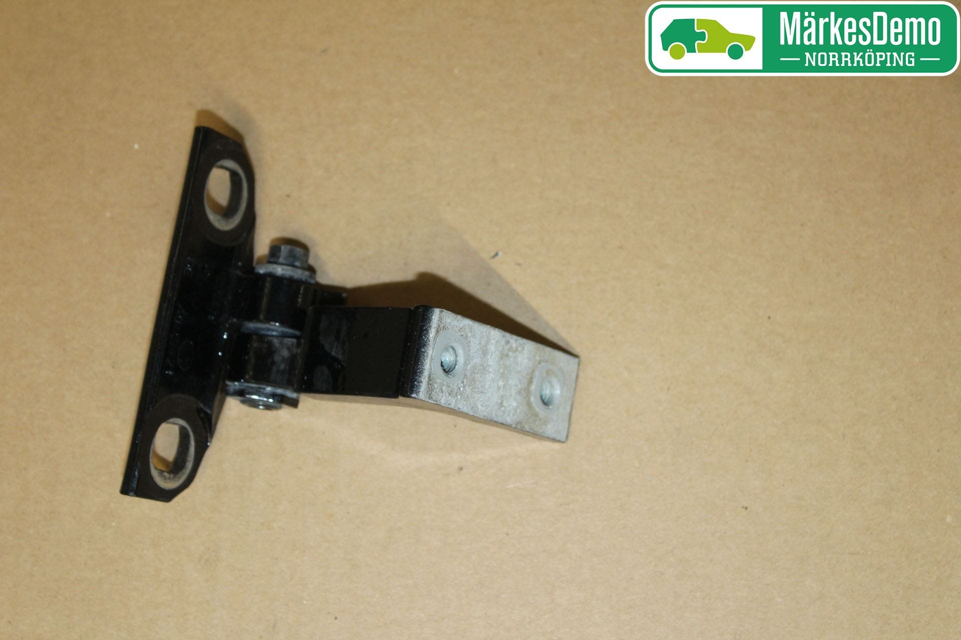 Volvo V60 11-13 Dörrgångjärn