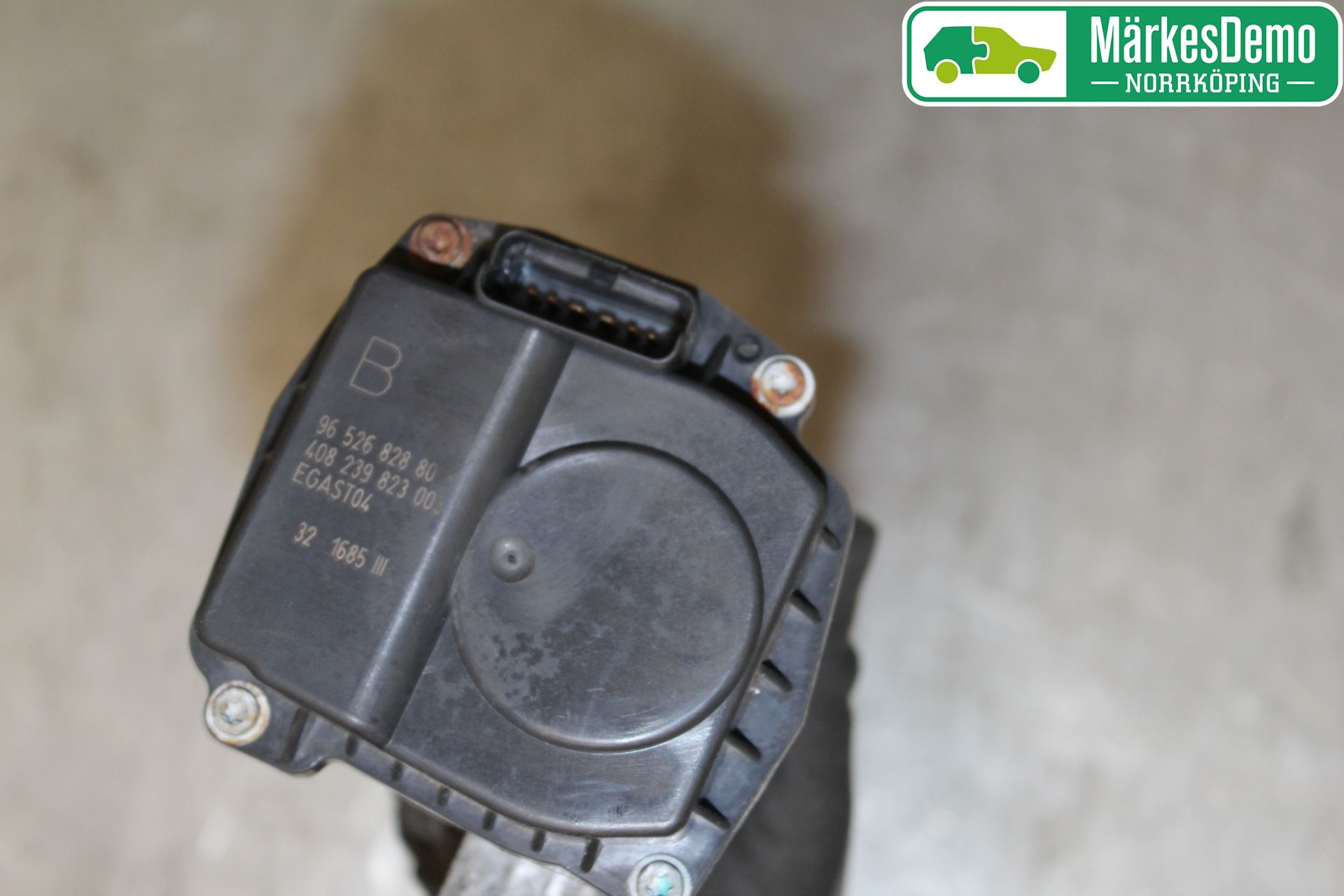 Citroen C4 I   05-10 Injspjällhus