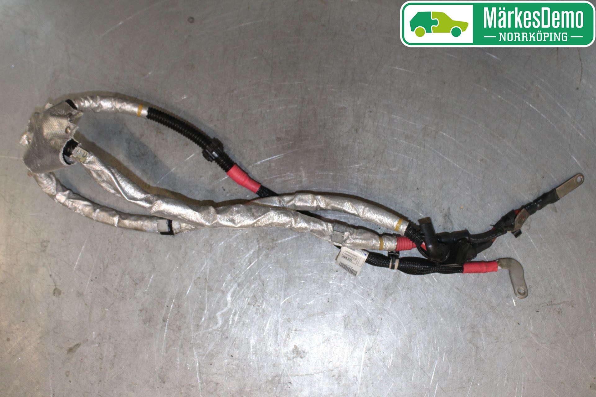 BMW 1 F20/F21 11-19 Batterikabel