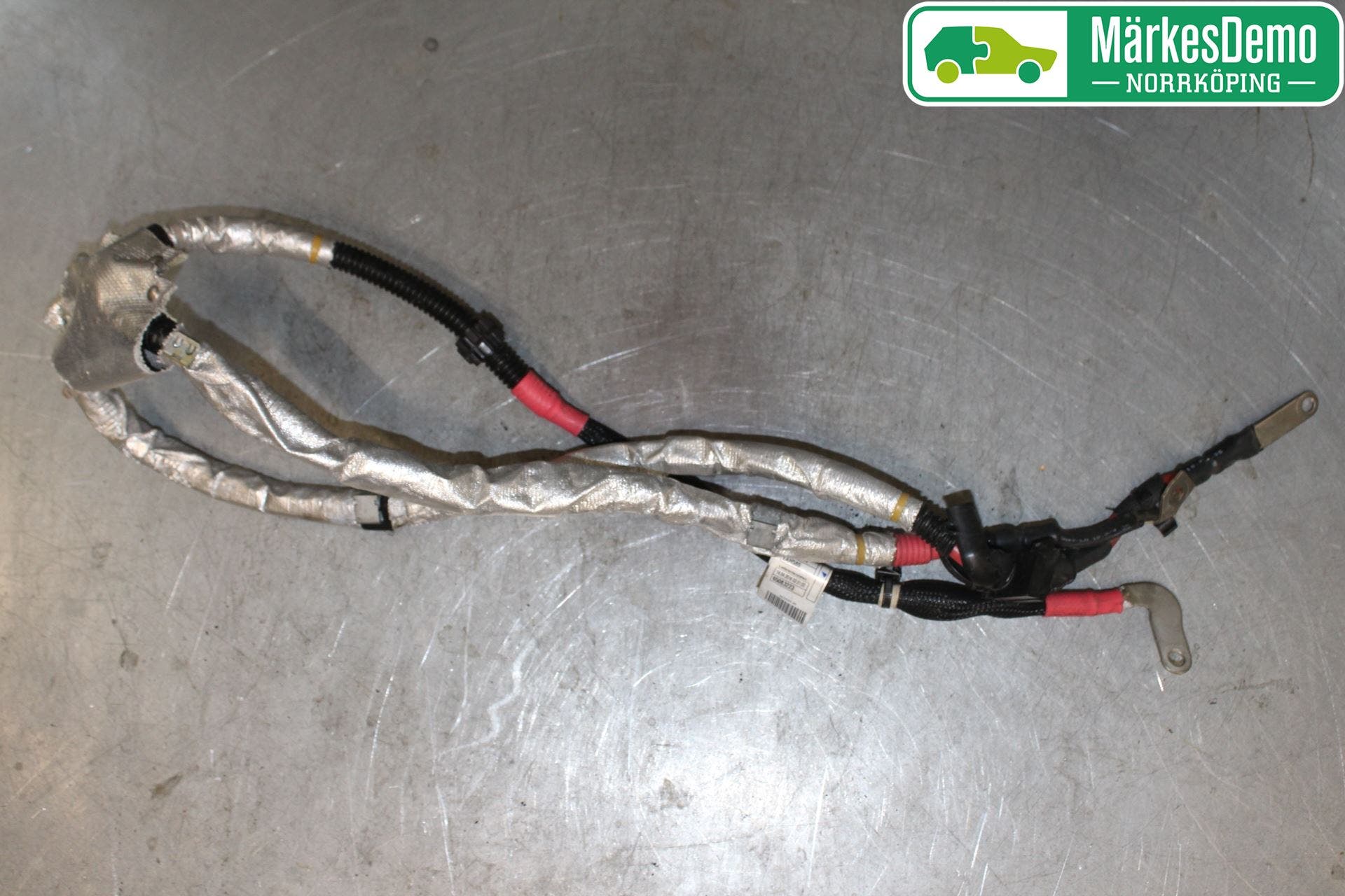 BMW 1 F20/F21 11-19 Batterikabel