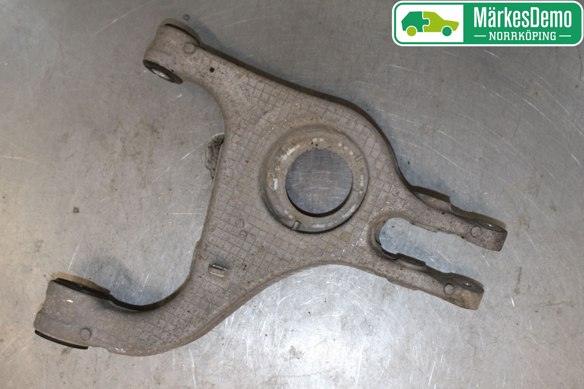 Porsche PANAMERA 09- Bärarm Bak Vänster