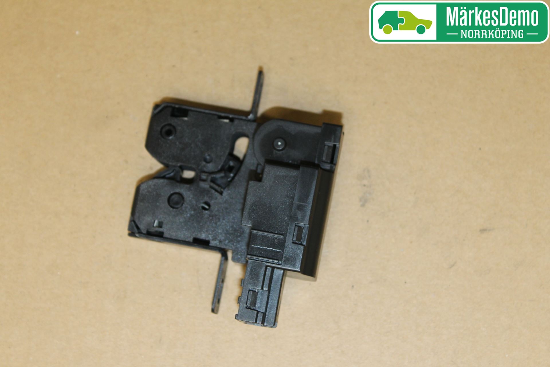 Peugeot 308 08-13 Låskista Baklucka