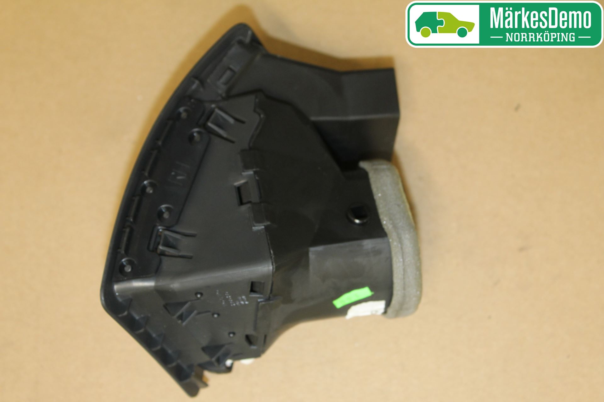 Volvo XC90 03-06 Defrosterkanal-Munstycke