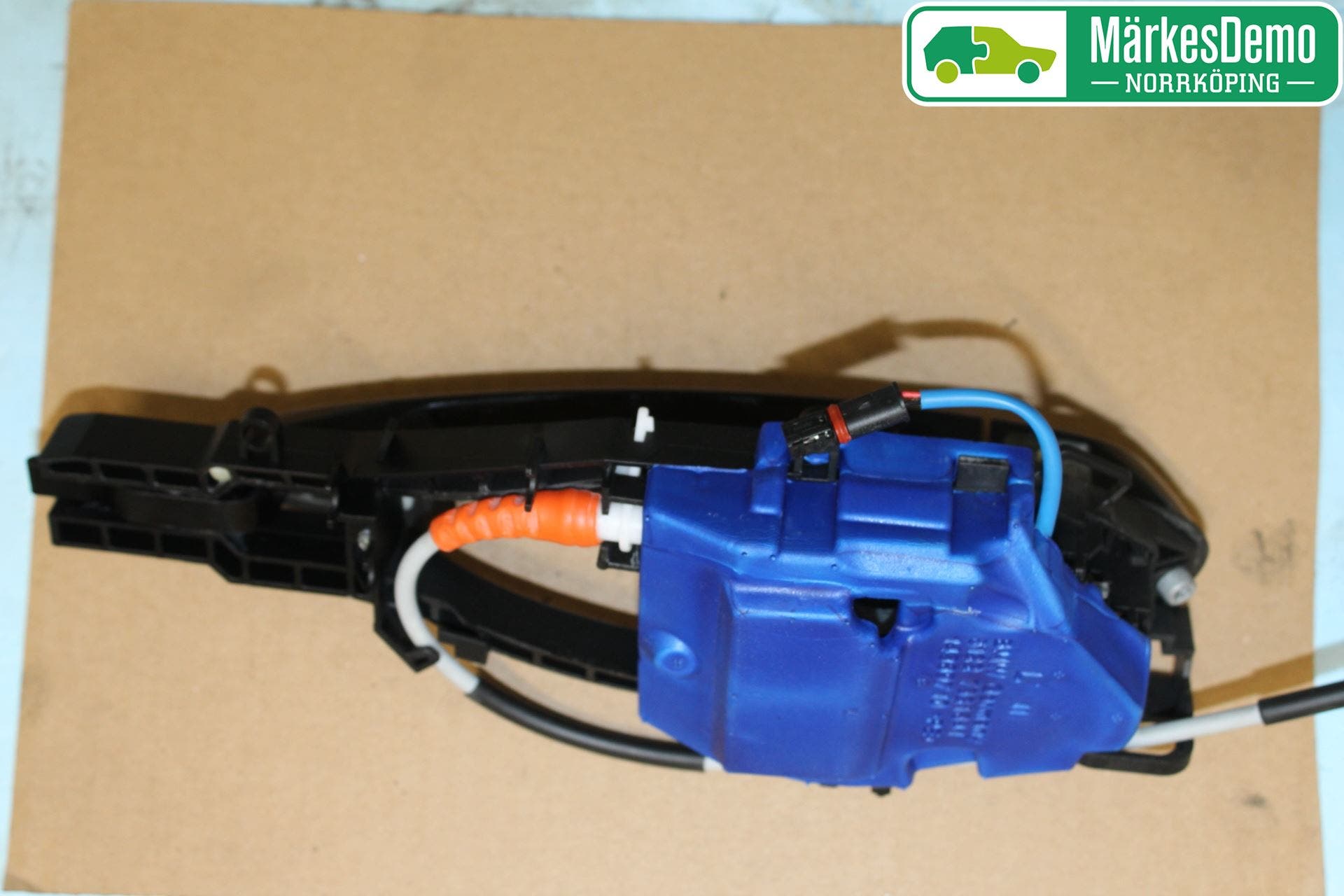 BMW 1 F20/F21 11-19 Dörrhandtag Yttre Vä