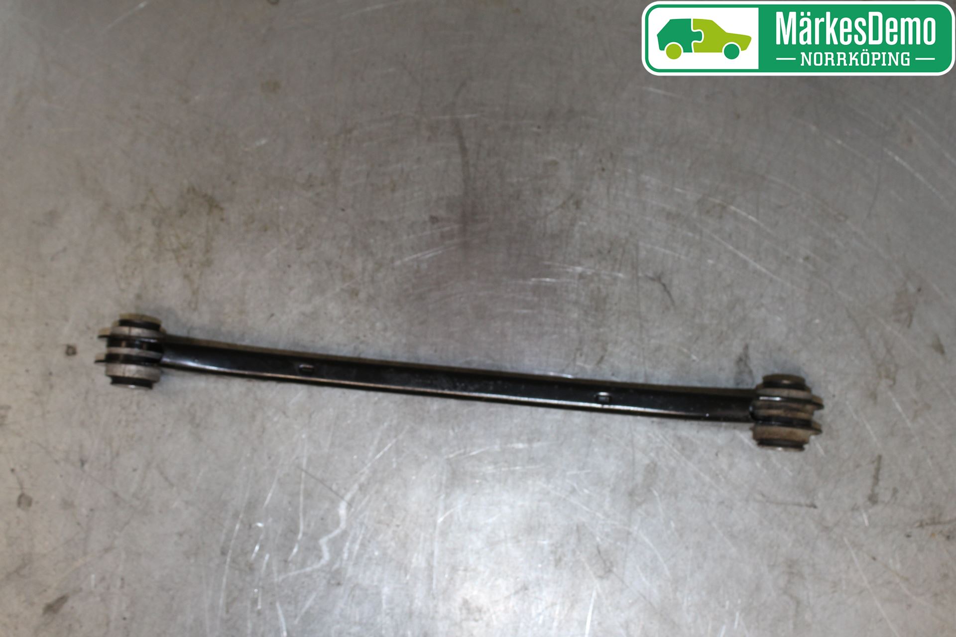 BMW 1 F20/F21 11-19 Momentstag Bak