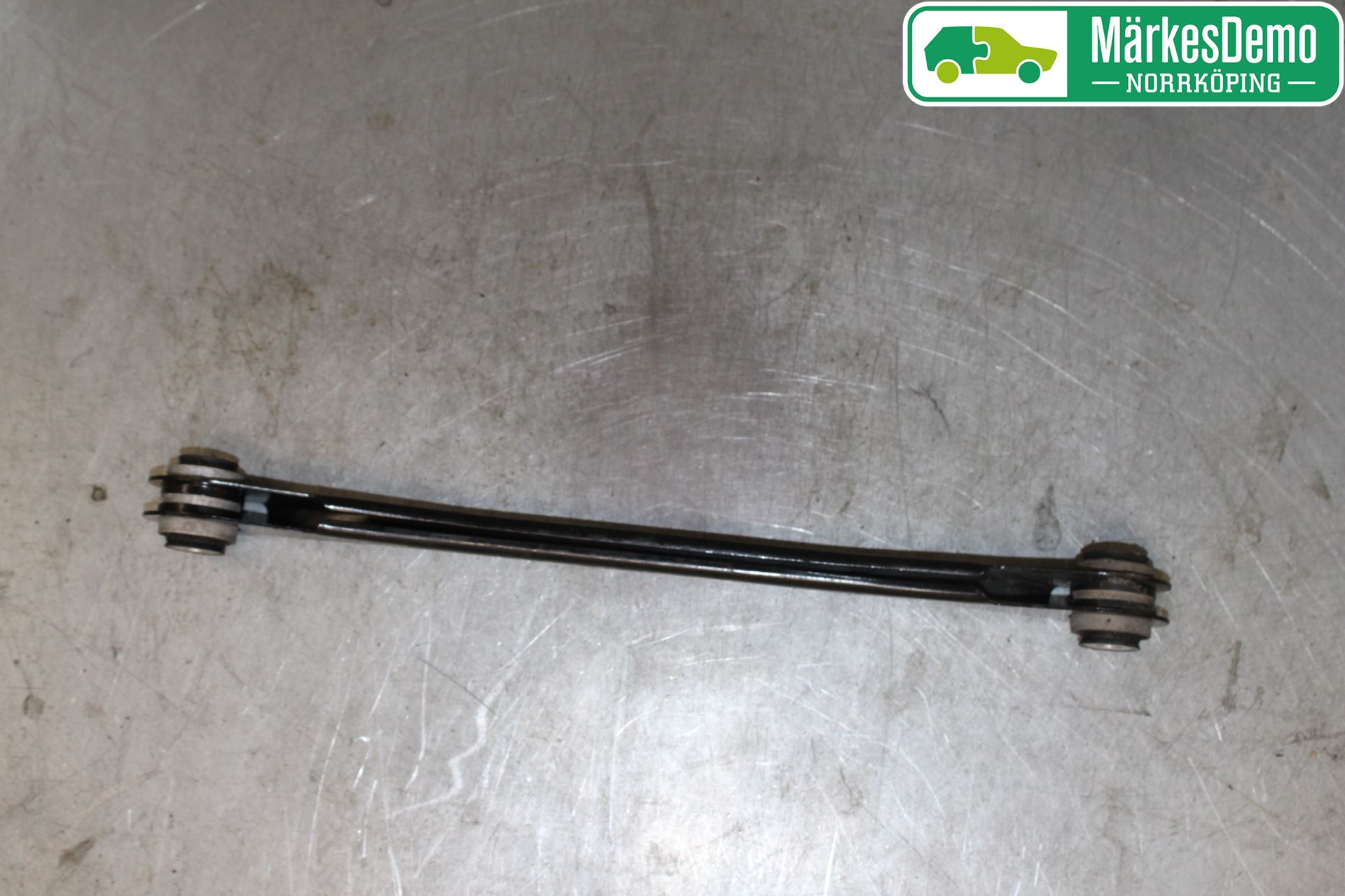 BMW 1 F20/F21 11-19 Momentstag Bak