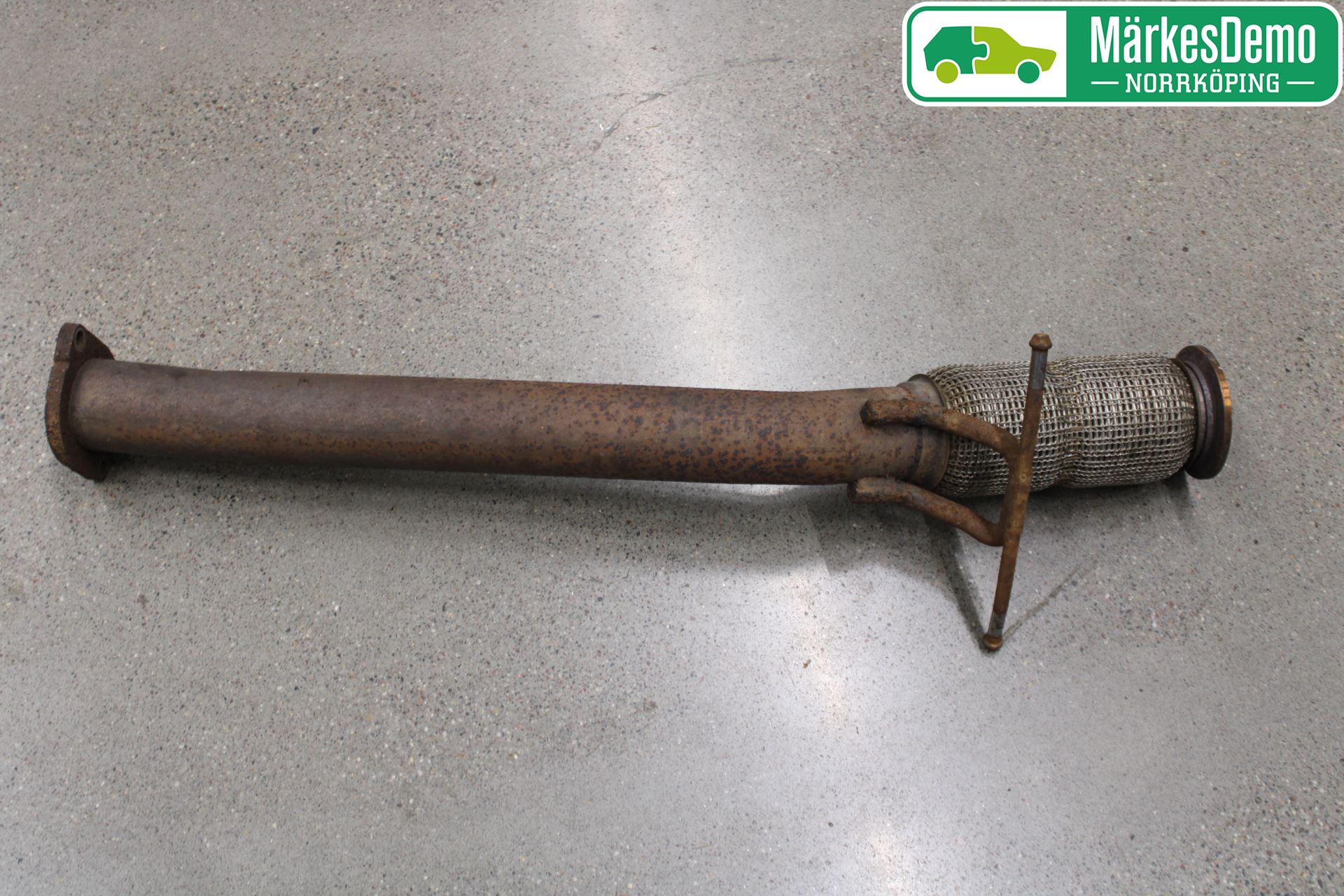 Volvo S60 11-13 Avgas Främre Rör