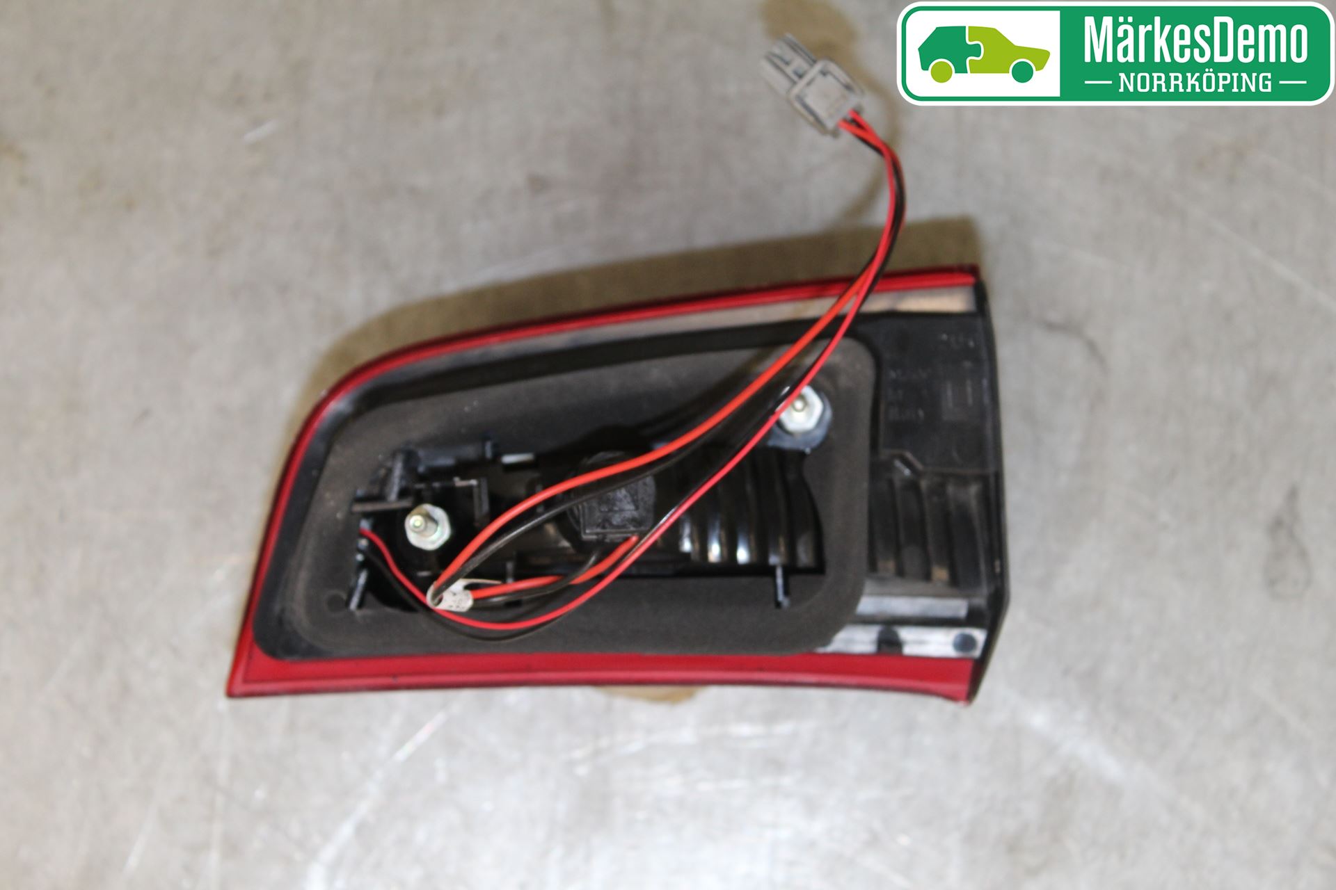 Volvo S60 11-13 Bakljus Lucka Vä