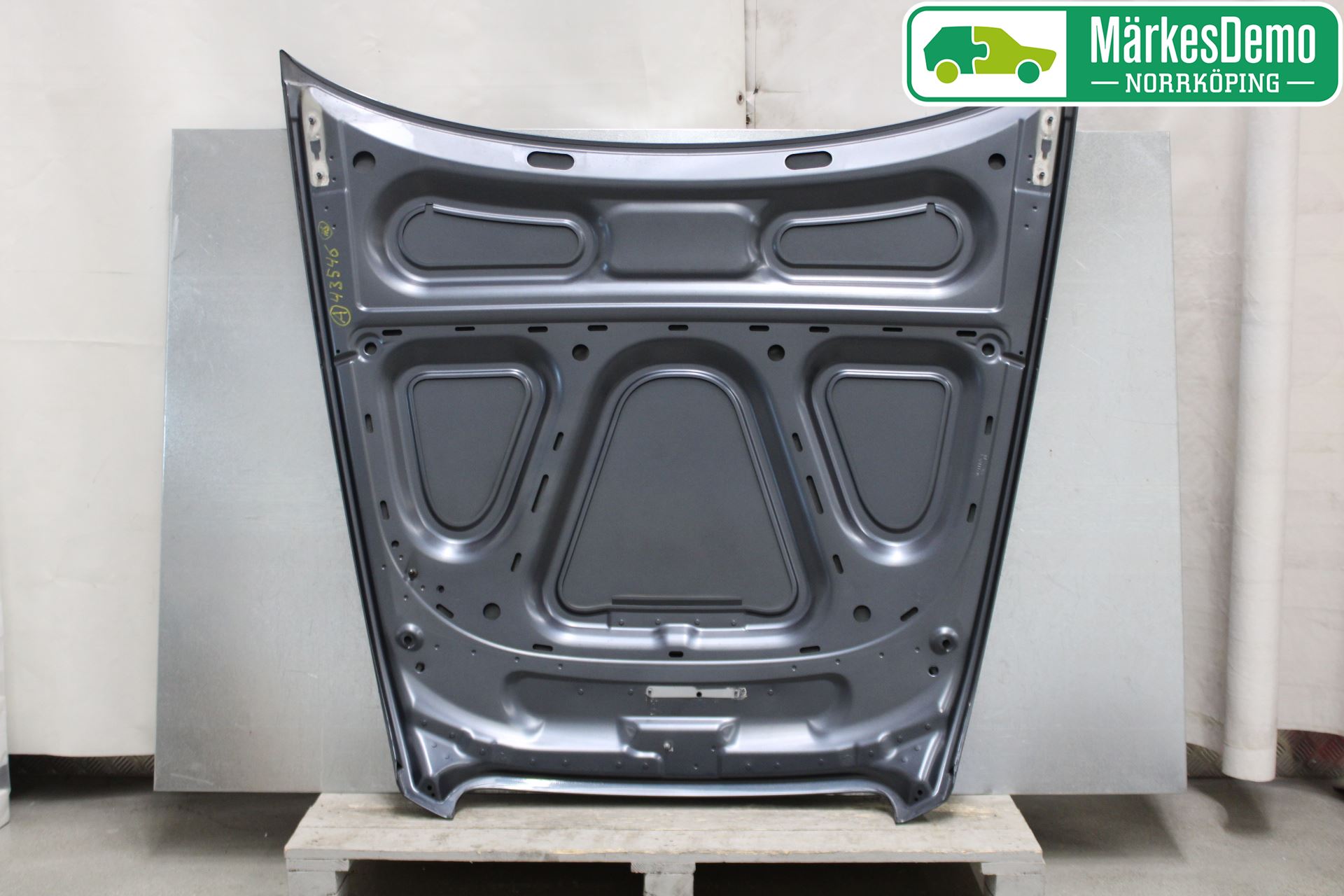 Audi A6/S6     05-11 Huv Fram