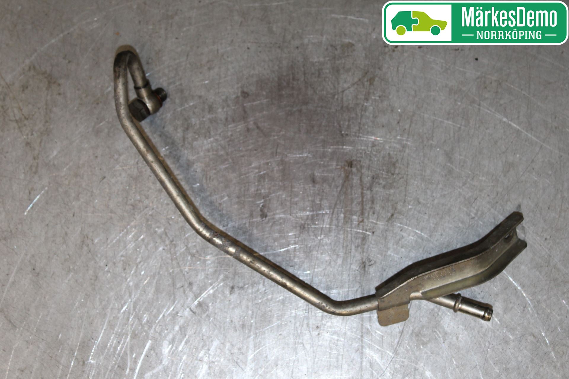 Volvo V70 08-13 Turbovattenrör