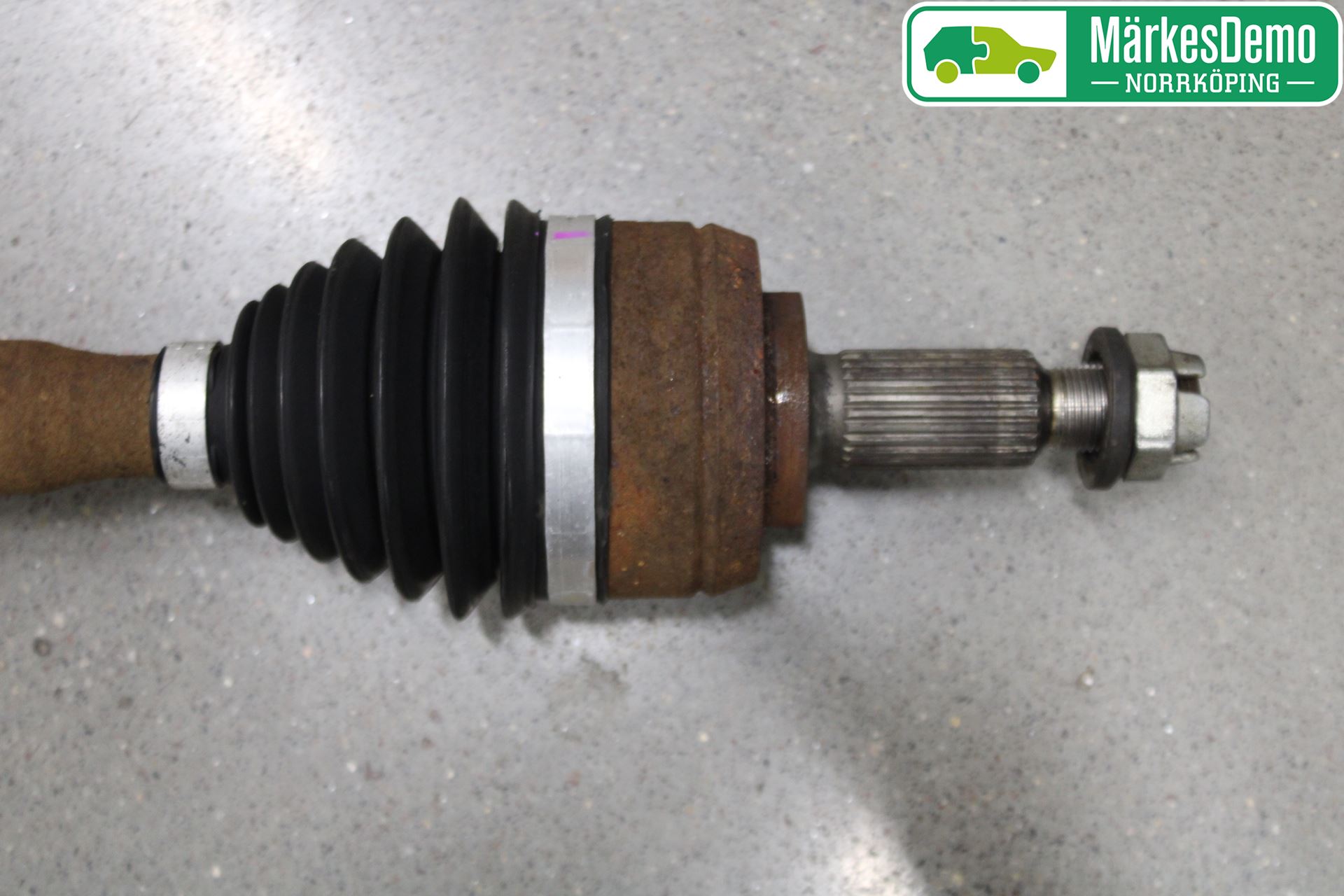 Renault CAPTUR 13-19 Drivaxel Fram Höger