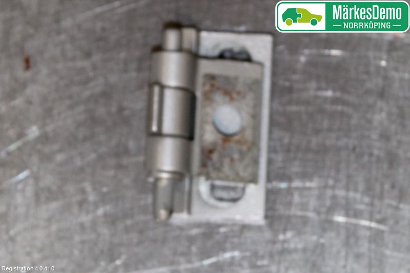 Volvo V70 05-08 Dörrgångjärn