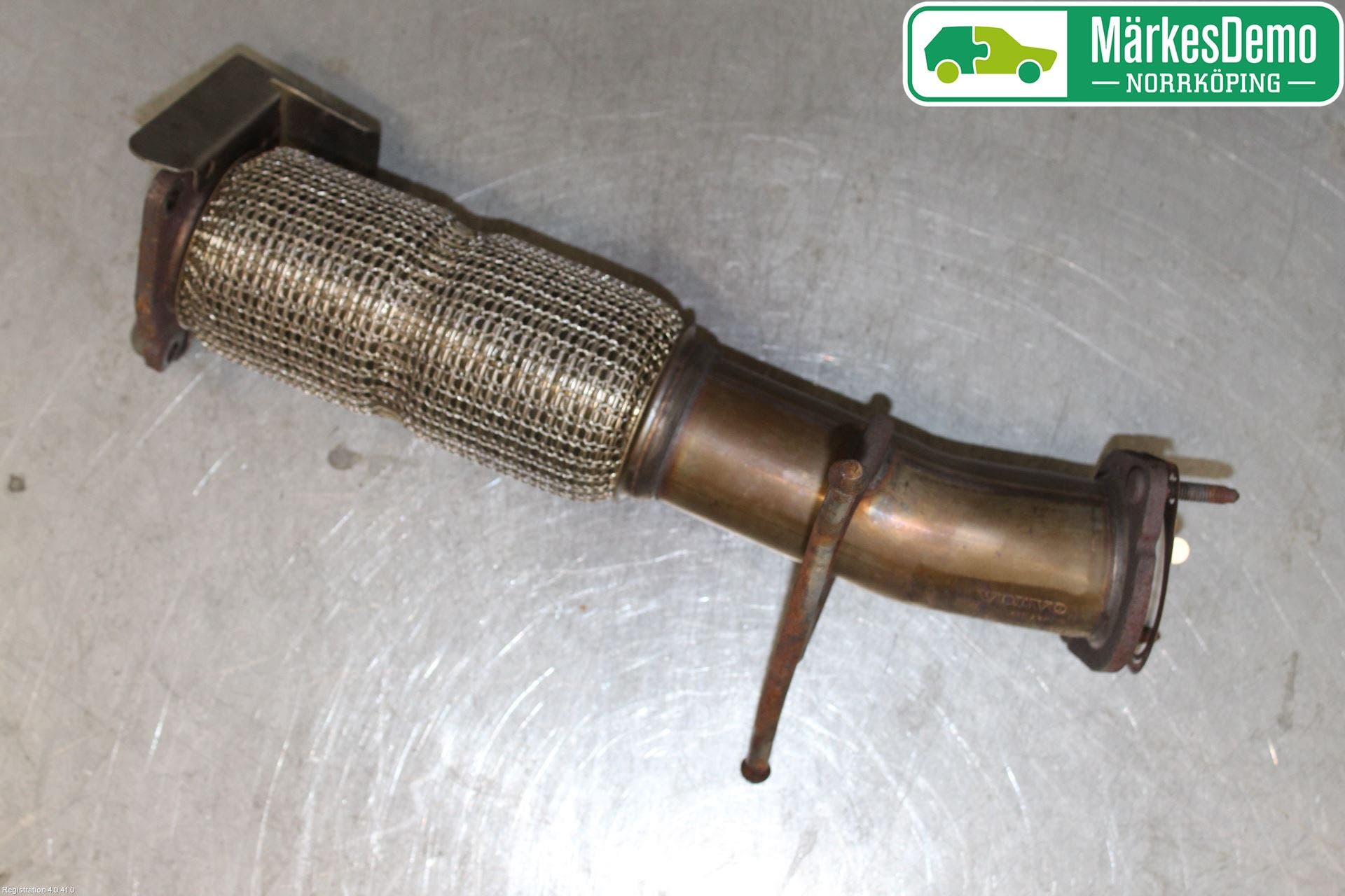 Volvo S60 14-18 Avgas Främre Rör