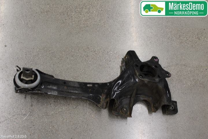 Volvo V60 14-18 Bärarm Bak Vänster