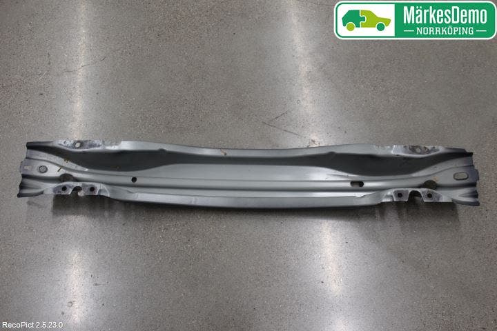 Volvo V60 11-13 Stötfångarbalk Bak