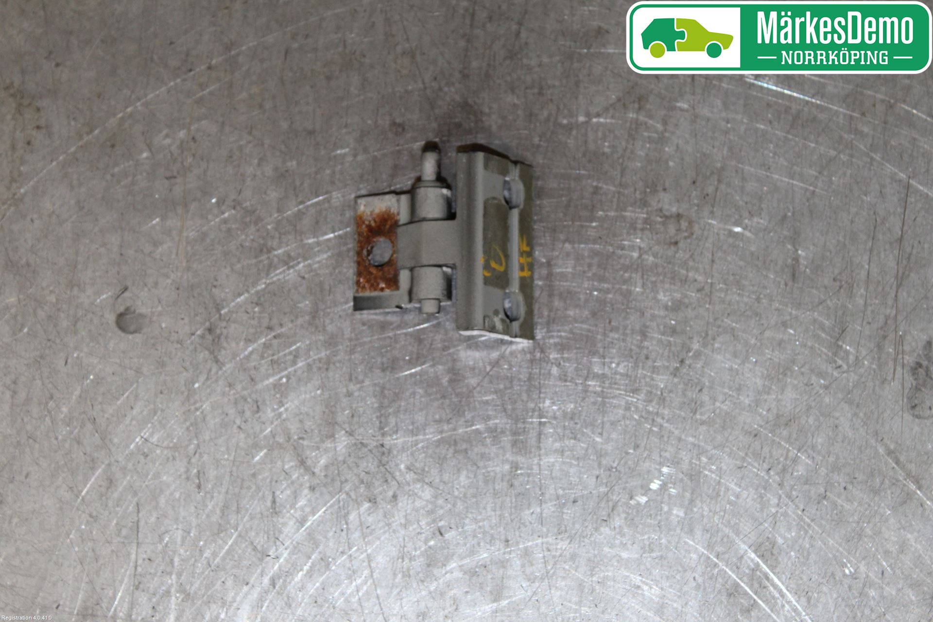 Volvo V70 05-08 Dörrgångjärn