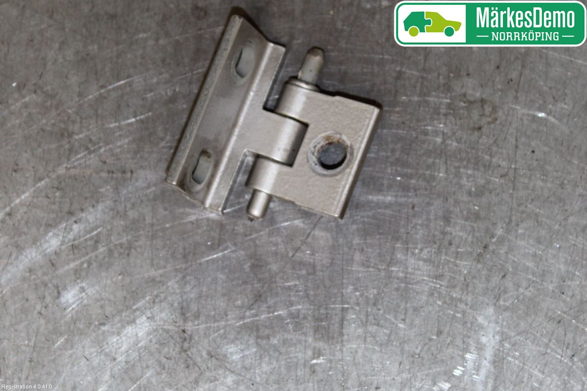 Volvo V70 05-08 Dörrgångjärn