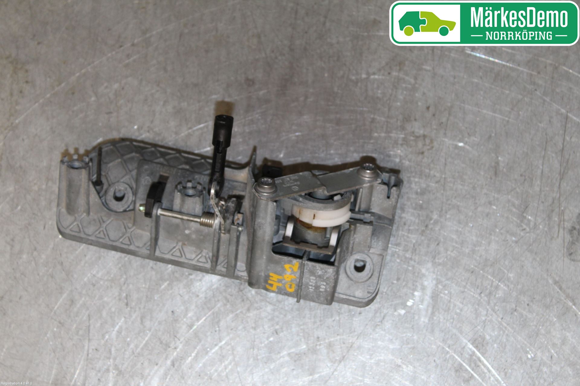 Volkswagen VW CADDY      04-10 Bakluckehandtag