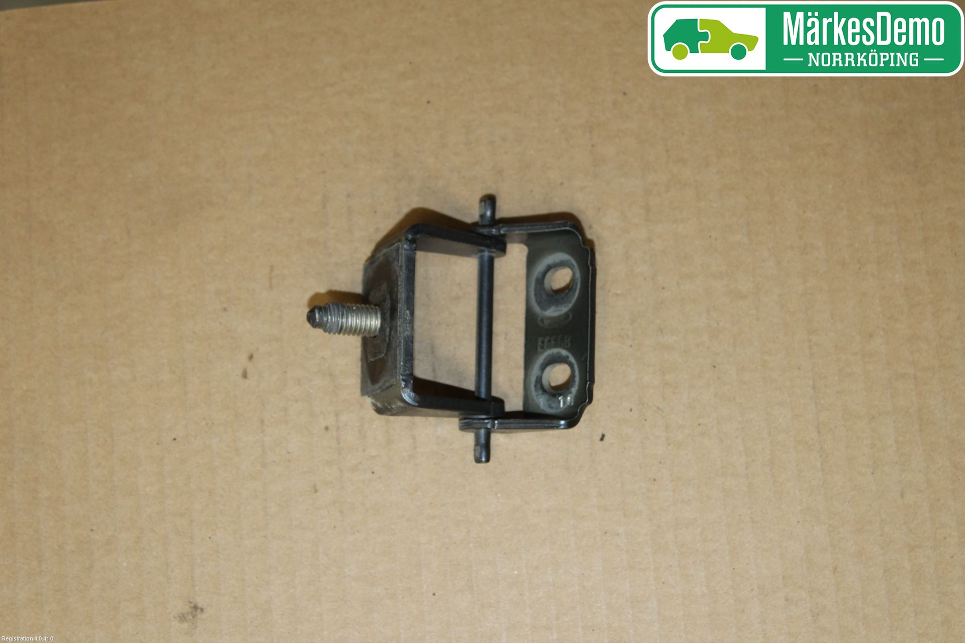 Ford FIESTA 09-12 Bakluckegångjärn Vä