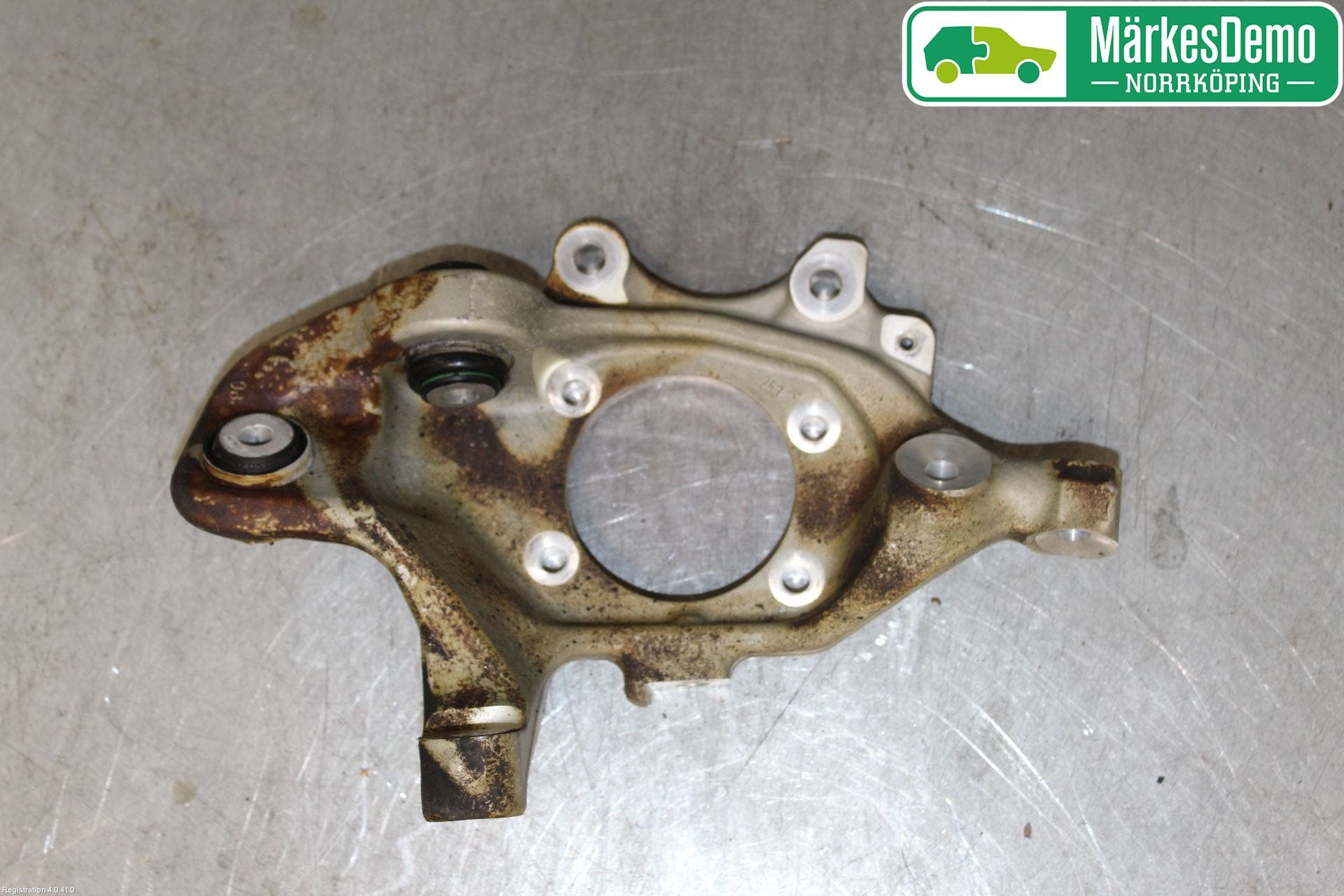 Mercedes-Benz MB E-KLASS COUPÈ/CAB (C238) 17-23 Hjullagerhus-Spindel Vä B