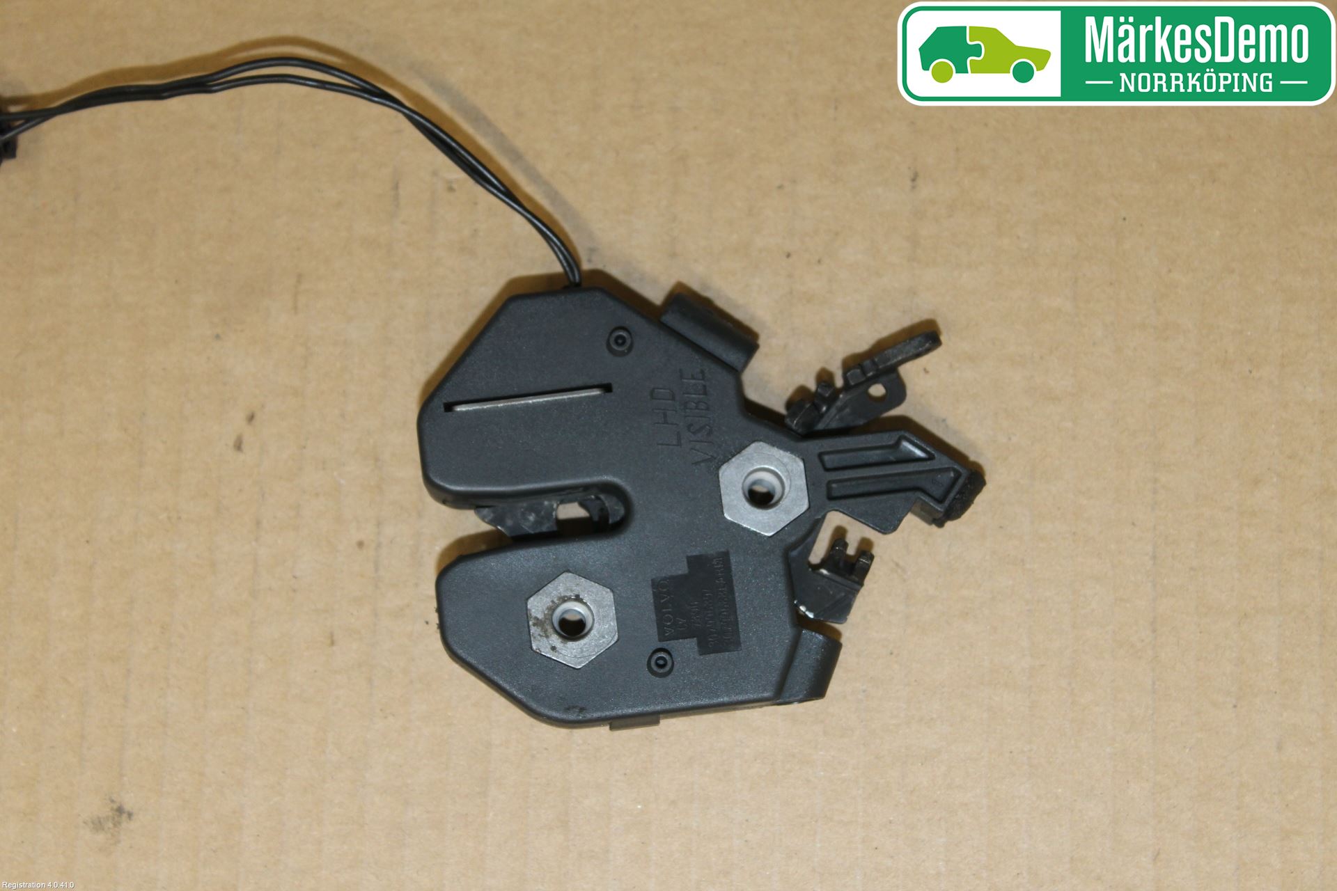 Volvo V70 05-08 Huvlås