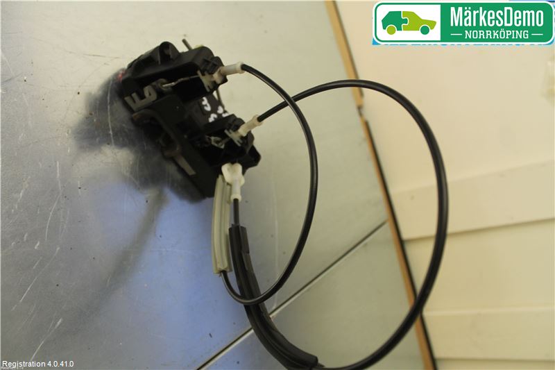 Opel VECTRA C 02-05 Låskista-Dörrlås