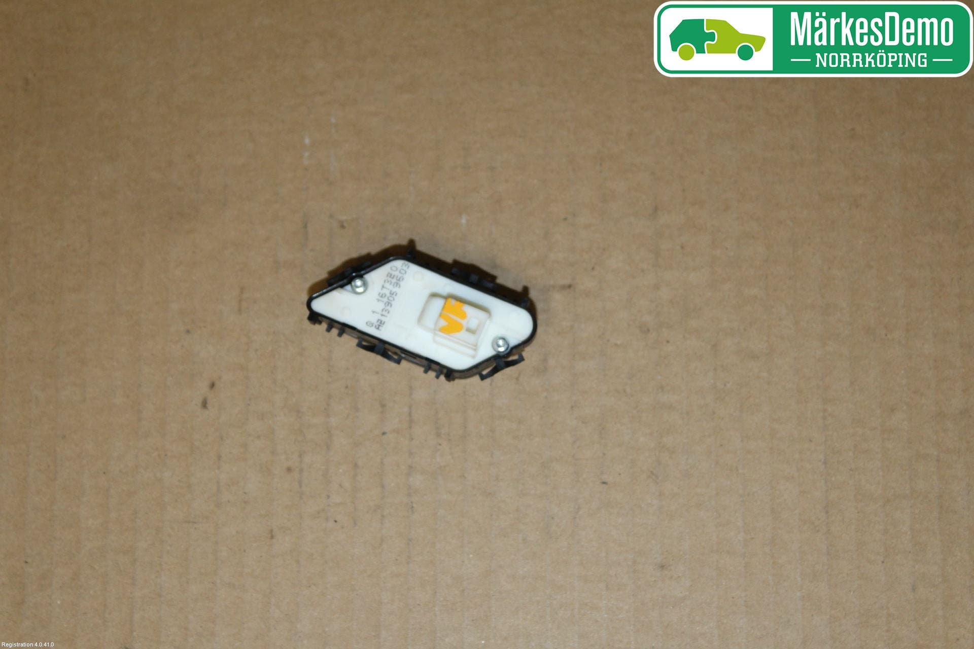 Mercedes-Benz MB E-KLASS (W213) 16-23 Strömställare Centrallås