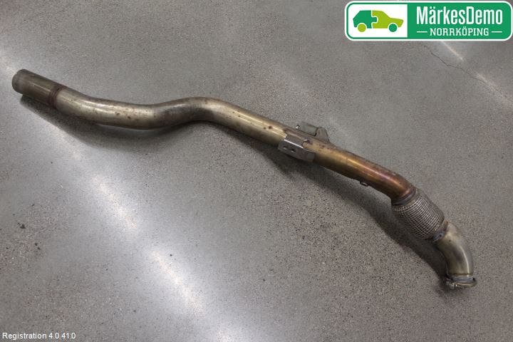 Mercedes-Benz MB E-KLASS (W213) 16-23 Avgas Främre Rör