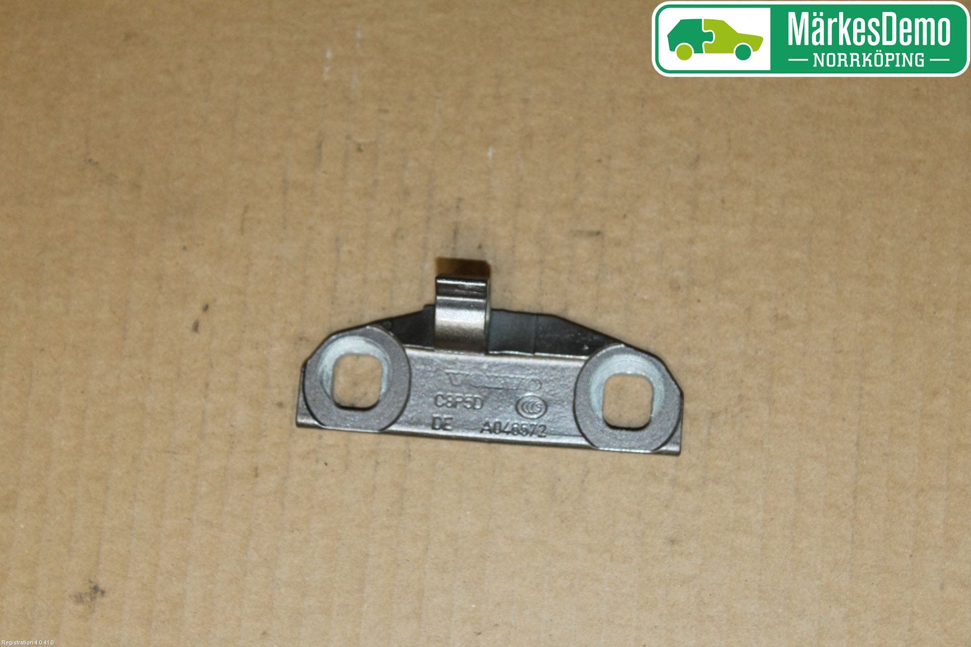 Volvo V70 08-13 Dörrgångjärn