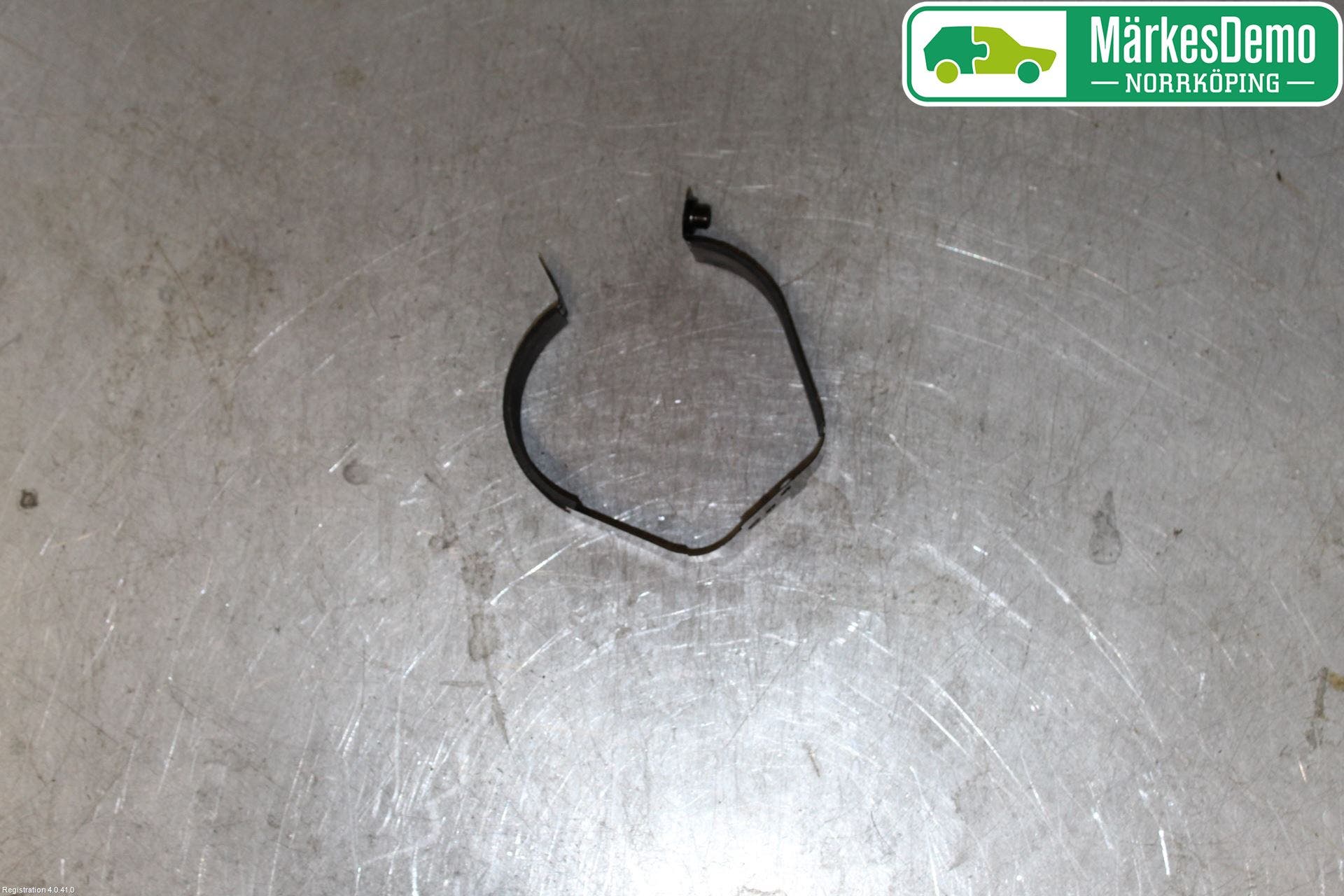 Volvo V60 CROSS COUNTRY 16-18 Bränslefilter-Hållare