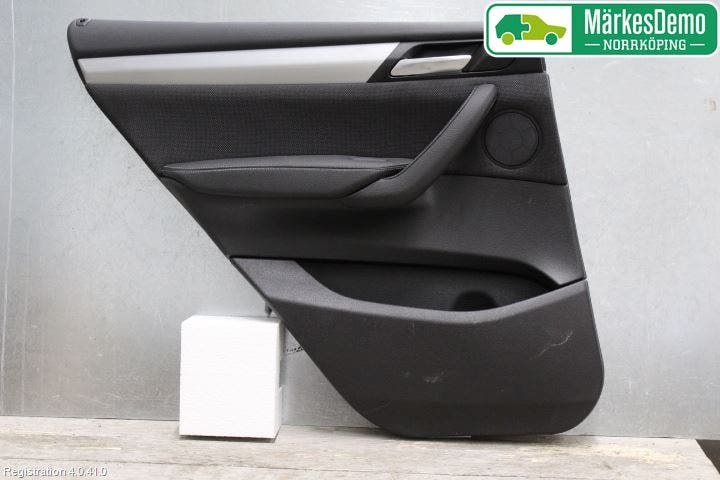 BMW X4 F26 14-18 Dörrklädsel Vä