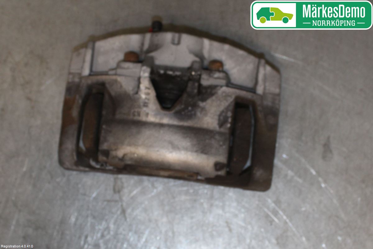 Volvo V70 08-13 Bromsok Fram Höger