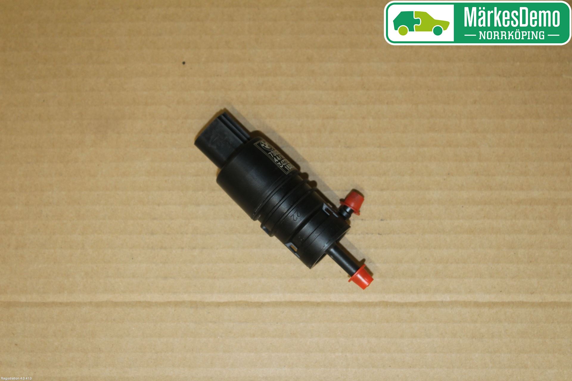 BMW X4 F26 14-18 Spolarpump Vindruta