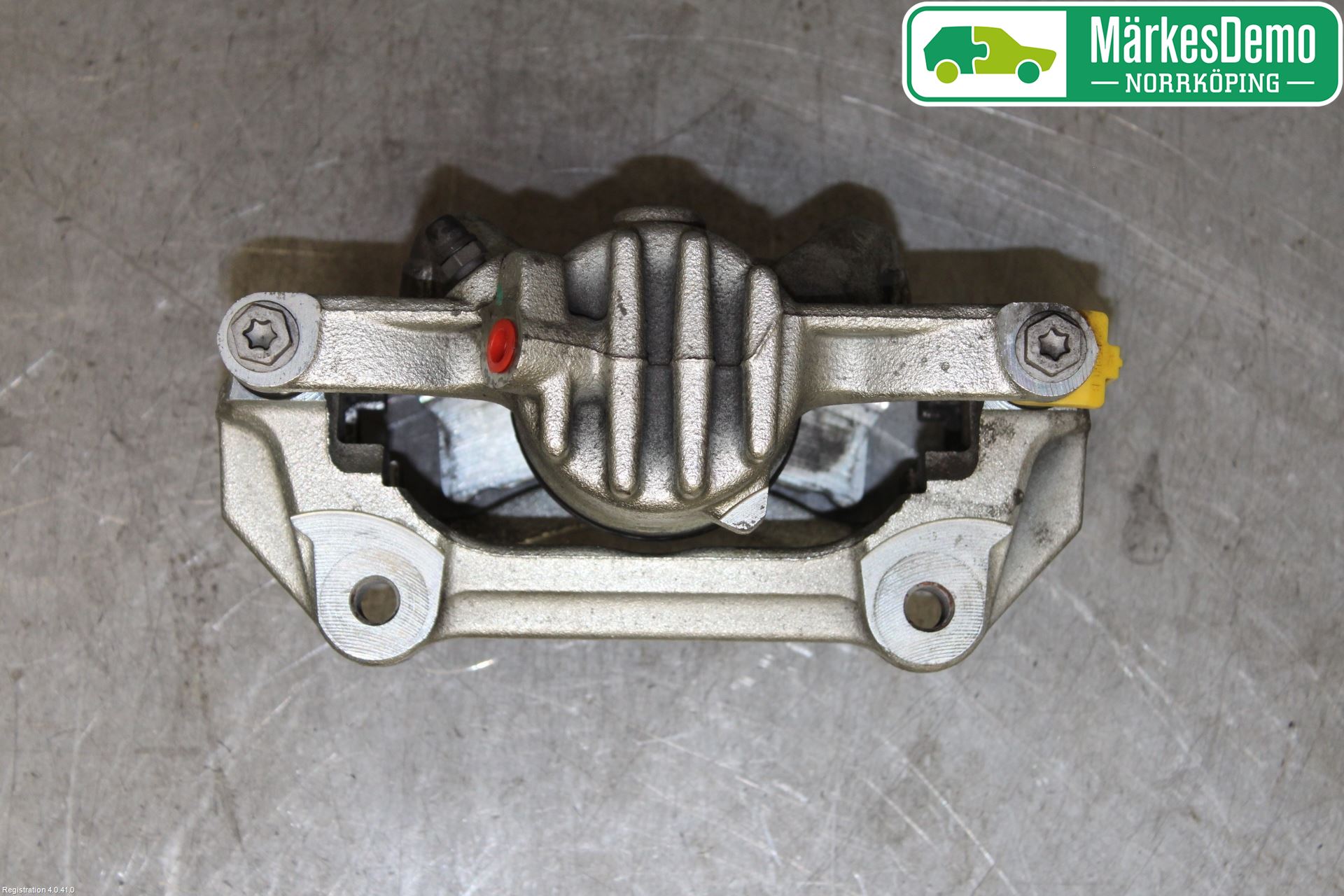 Renault TRAFIC/E-TECH 15- Bromsok Fram Vänster