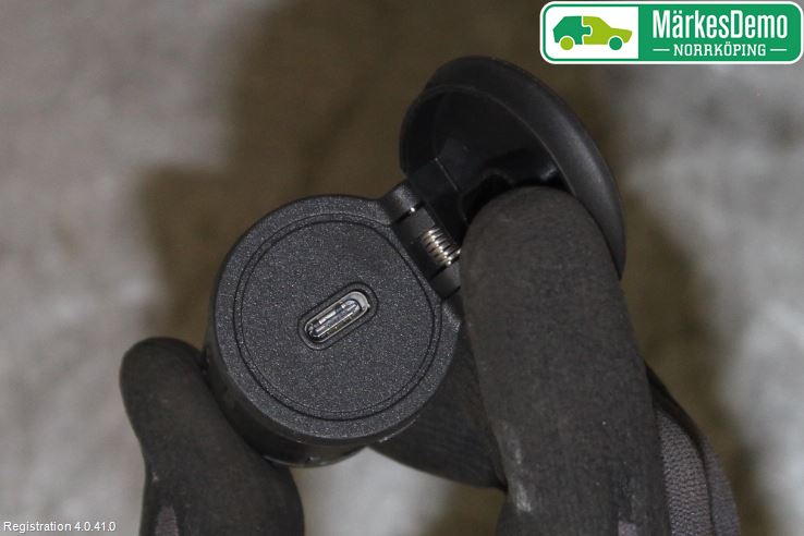 Volvo XC40/RECHARGE 18- Usb Connection