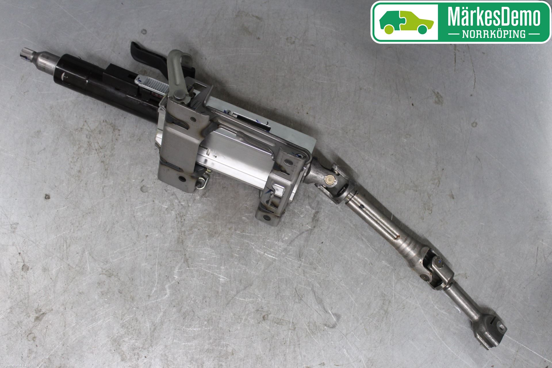 Volvo XC40/RECHARGE 18- Rattaxelagg Justerbart