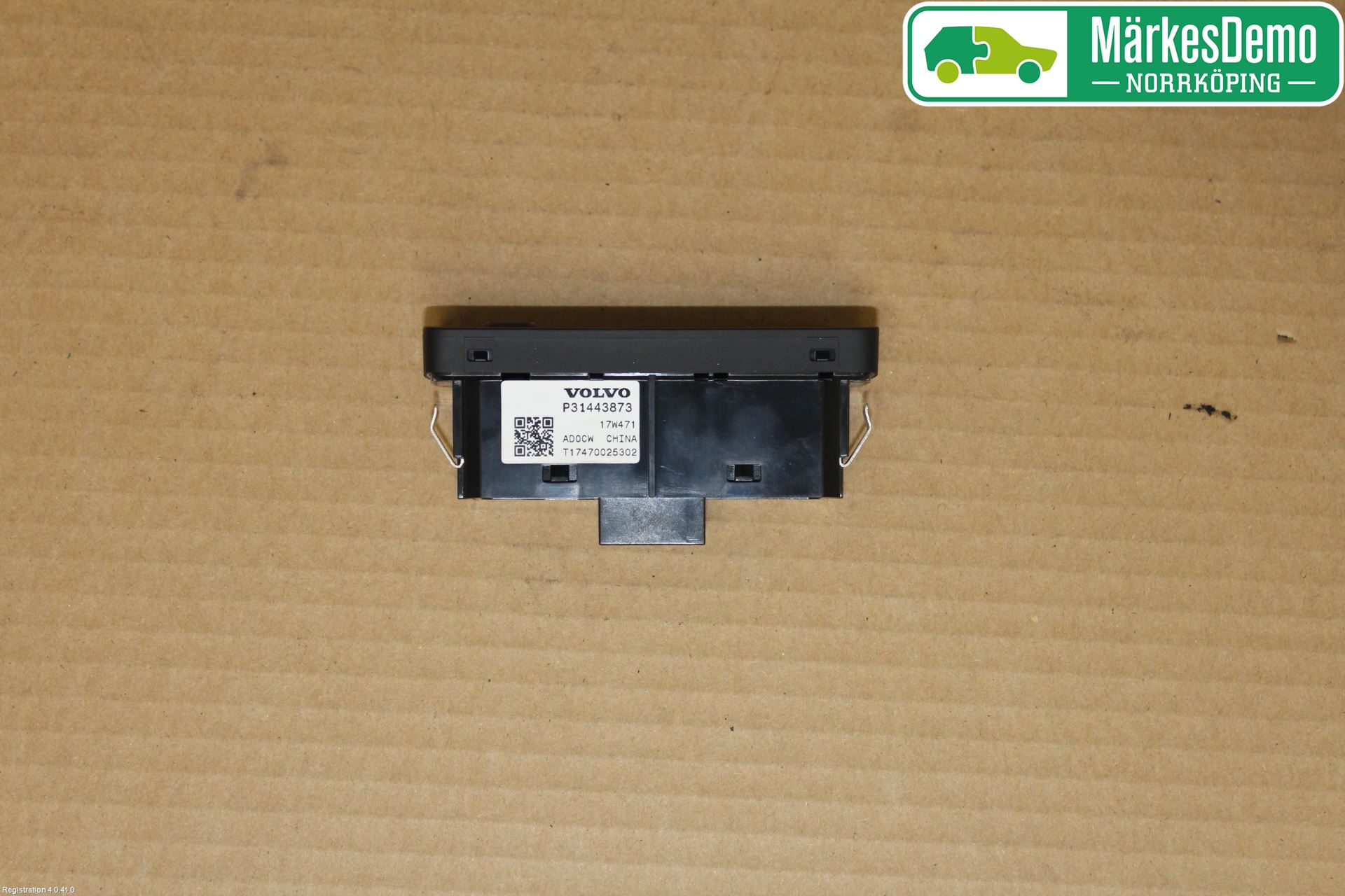 Volvo XC40/RECHARGE 18- Strömställare Baklucka