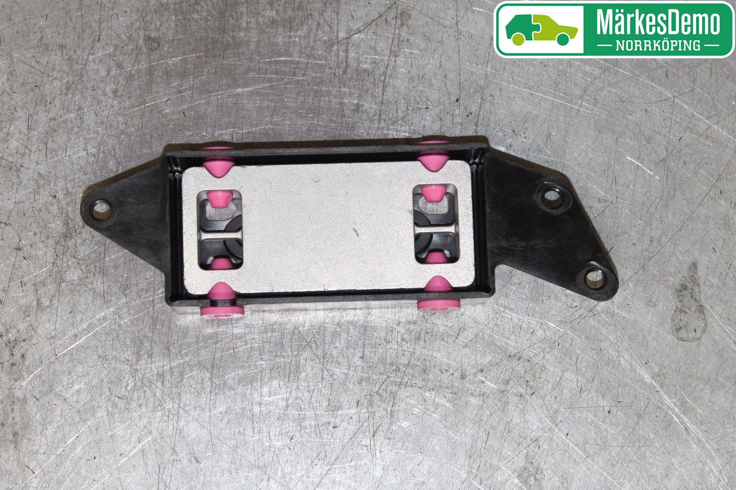 Volvo V90 17->> Vibrationsdämpare