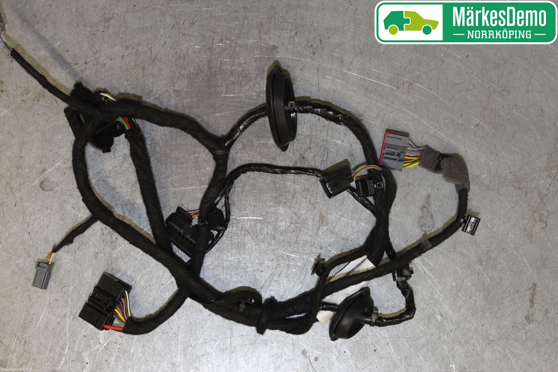 Volvo V90 17->> Kabelhärva