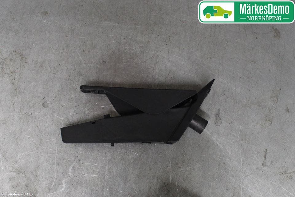 Volvo V60 19- Gaspedal