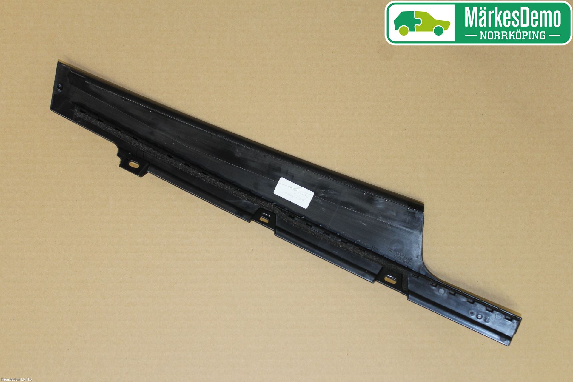 Volvo V60 19- Dörr Dekorlist Fram Hö