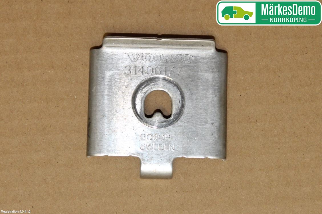 Volvo V60 19- Bladfjäderhänke Bak