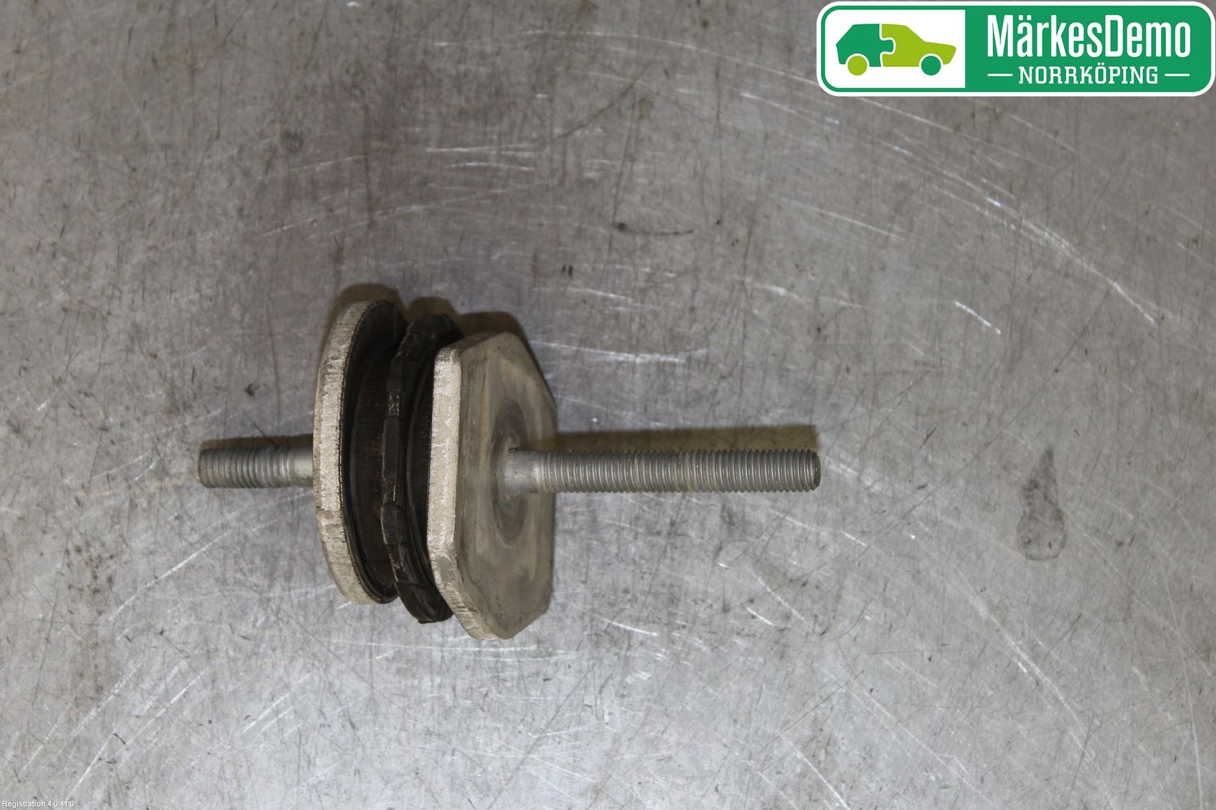 Volvo V60 19- Bladfjäderhänke Bak