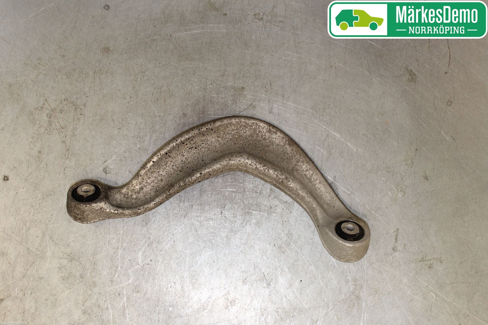 Audi Q5 09-16 Bärarm Bak Övre Höger