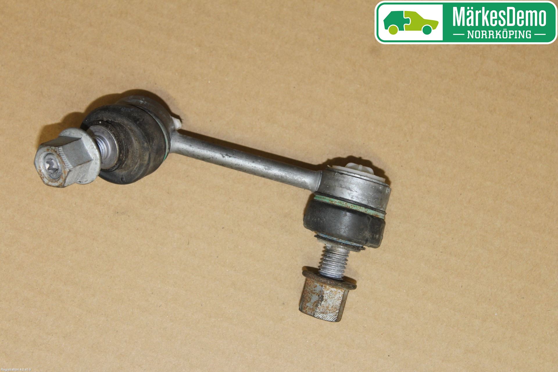 Volvo V90 17->> Krängningshämmarstag Bak