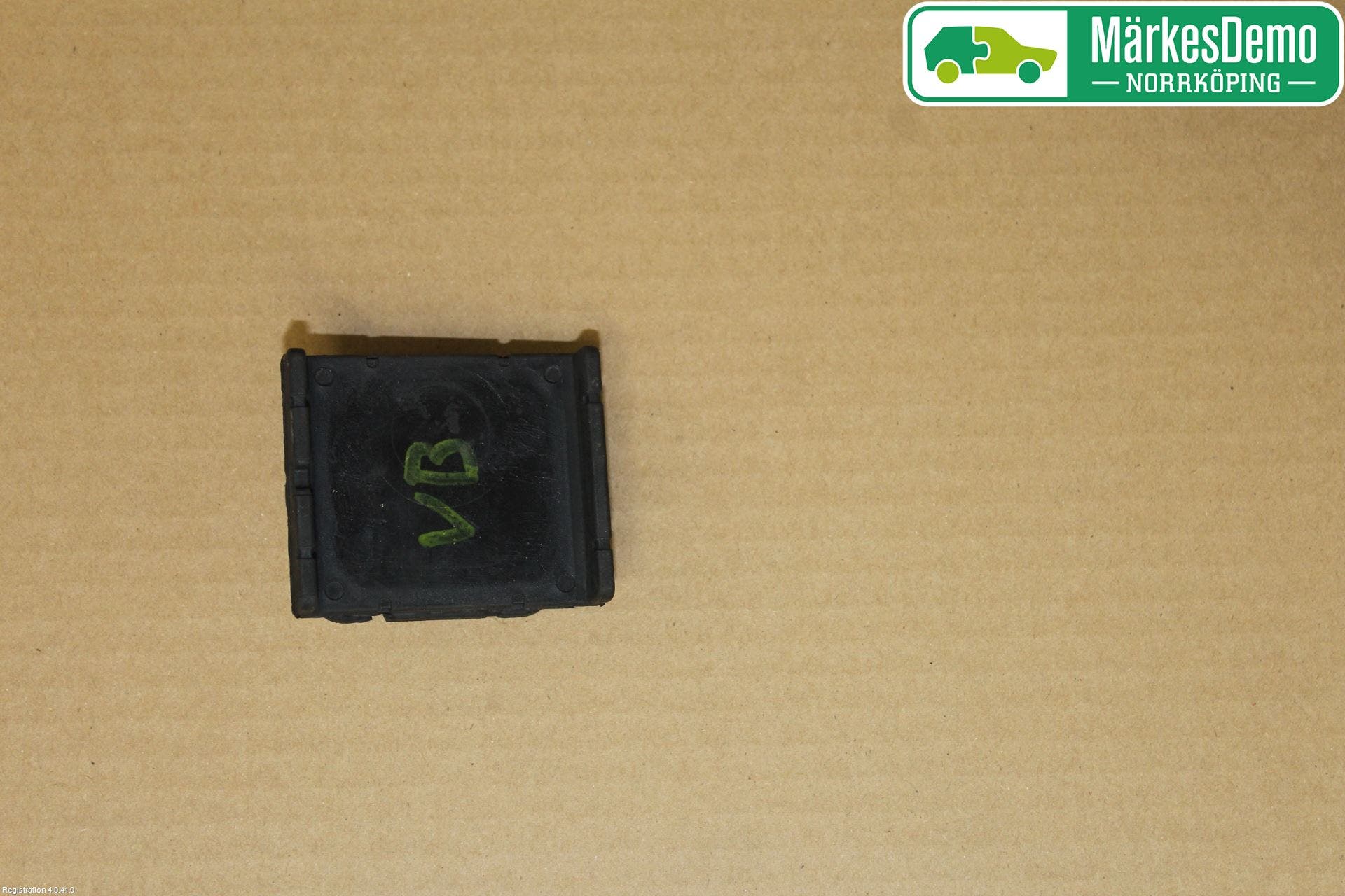 Volvo V90 17->> Bladfjäderhänke Bak