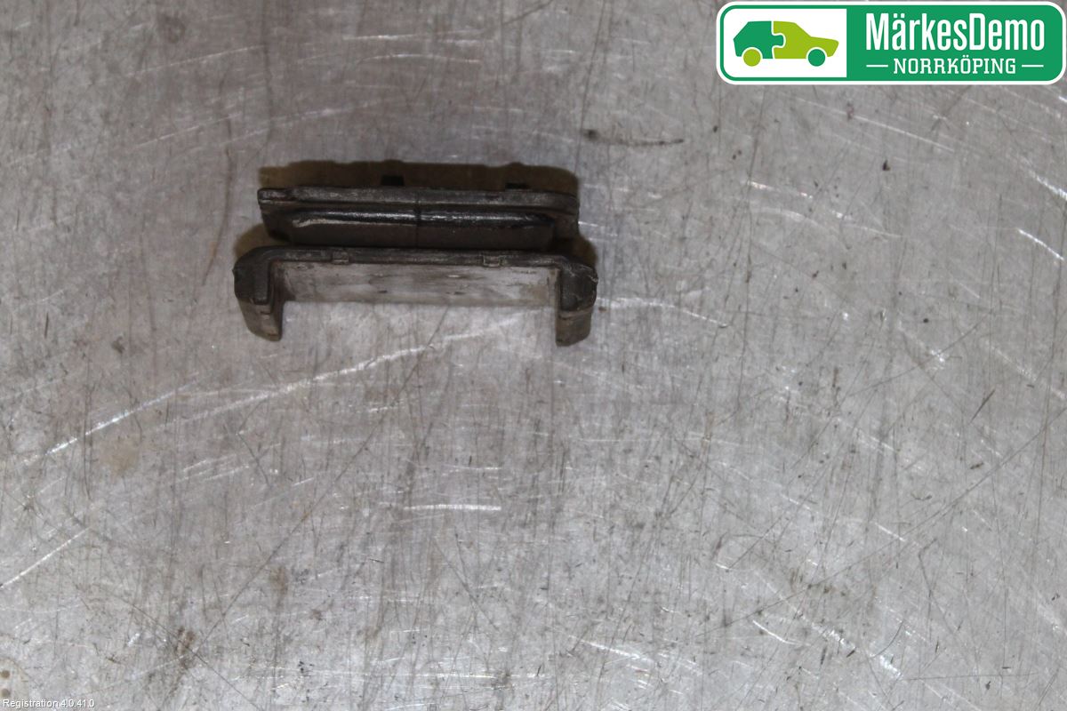 Volvo V90 17->> Bladfjäderhänke Bak