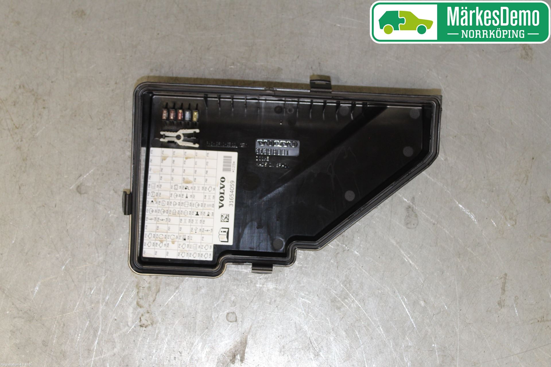 Volvo V90 17->> Säkringsdosa-Elcentral Lock