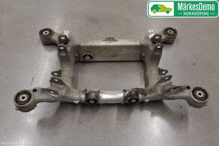 BMW 5 F10/F11/F18 09-17 Bakaxelbalk